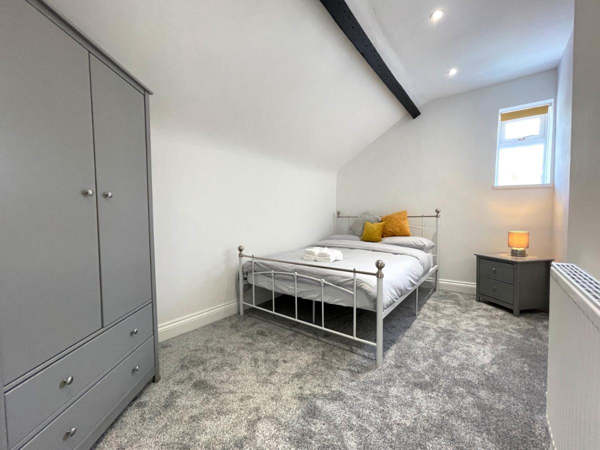 Yr Hen Bopty Villa Pontypridd Buitenkant foto